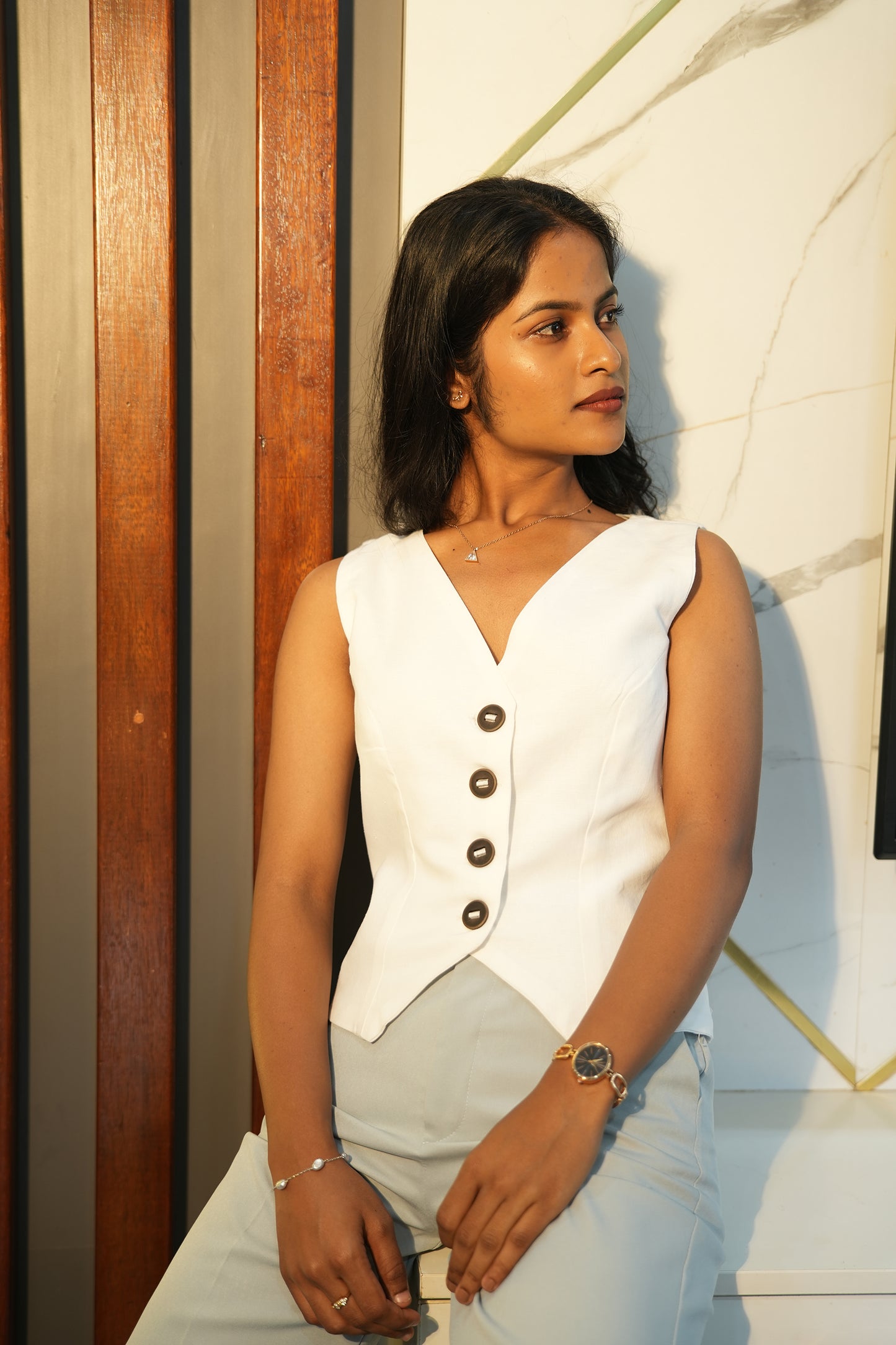 WOVEN MOONLIGHT BUTTONED VEST - WHITE