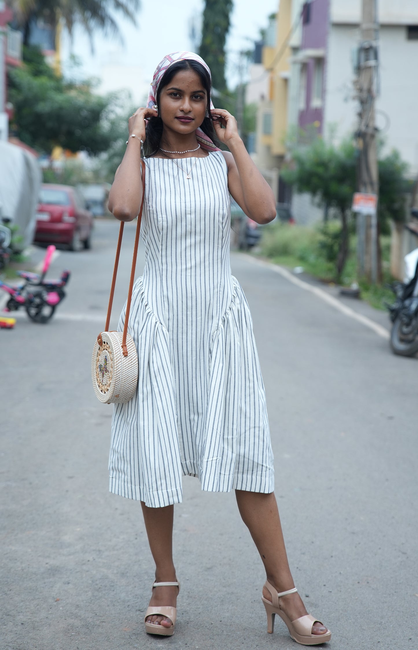 SALT & SILVER STRIPE - SIDE GATHERED