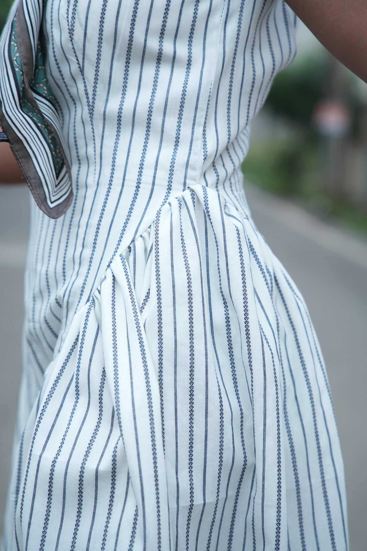 SALT & SILVER STRIPE - SIDE GATHERED