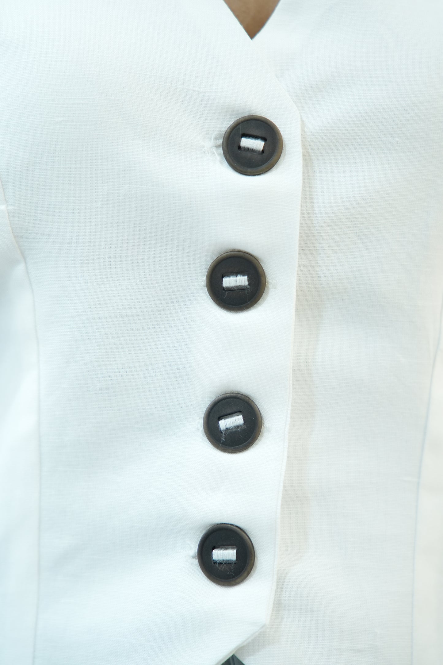 WOVEN MOONLIGHT BUTTONED VEST - WHITE
