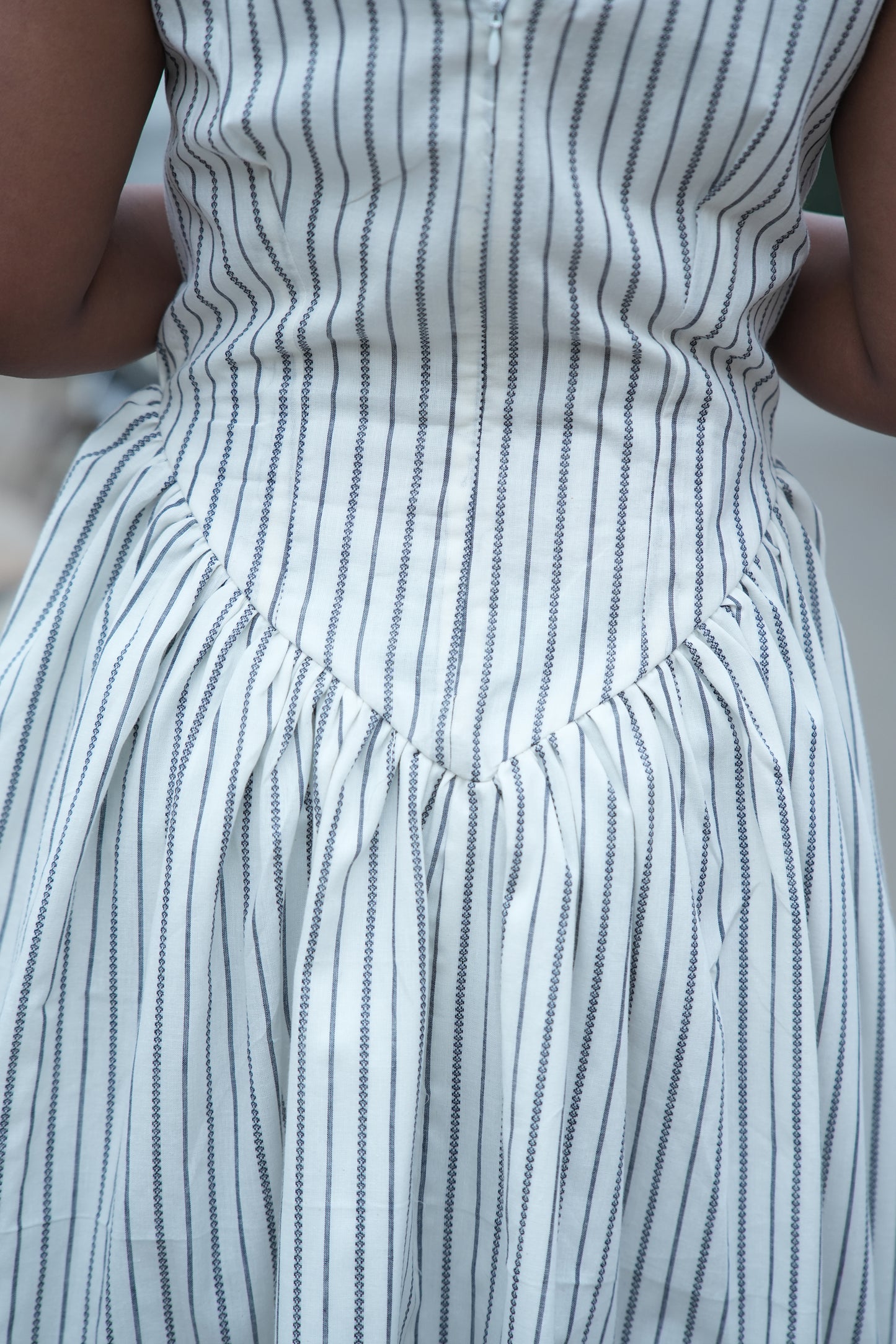 SALT & SILVER STRIPE - SIDE GATHERED